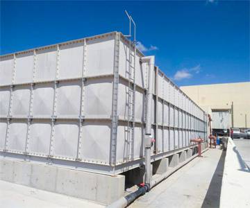 Rectangular-Fiberglass-Water-Tank-in-UAE